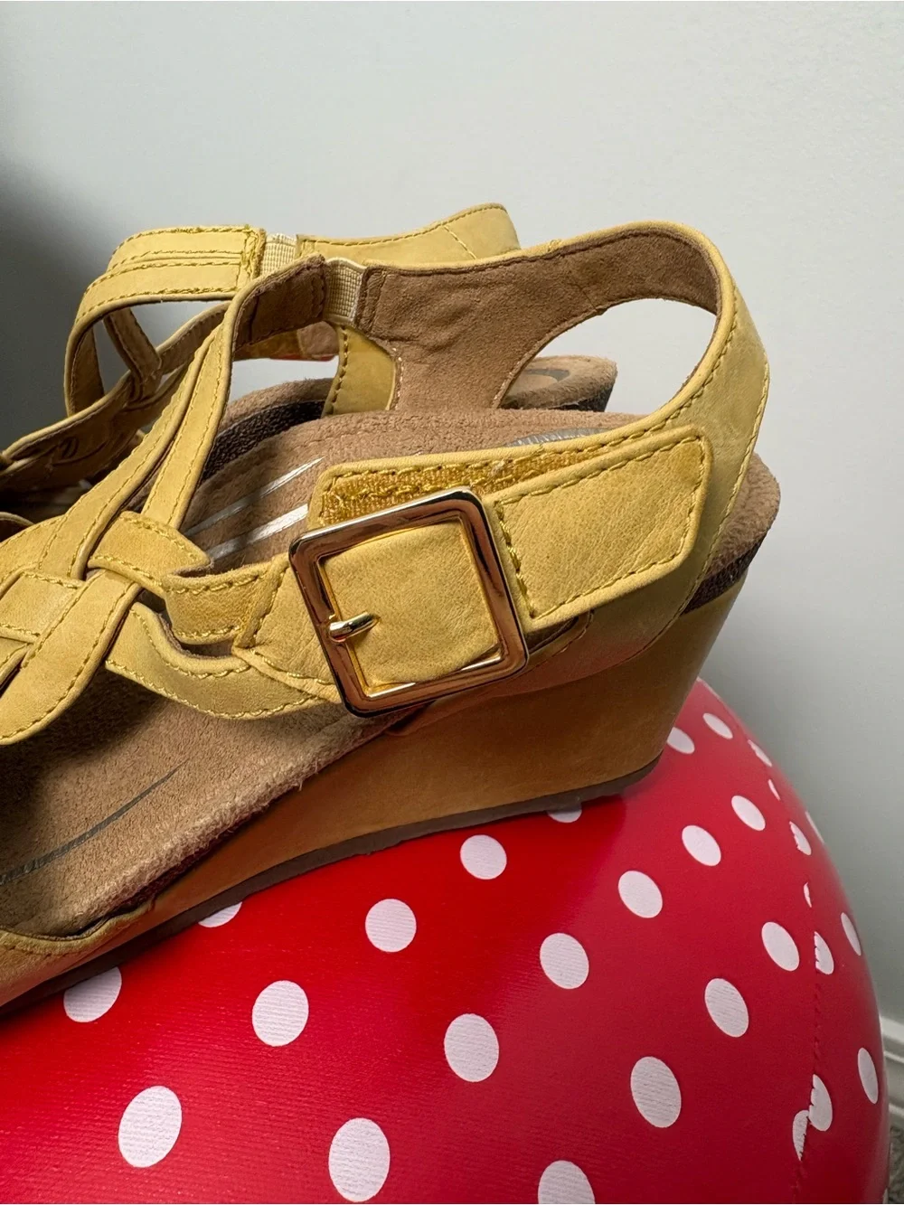 Aetrex Keira Yellow Wedges
